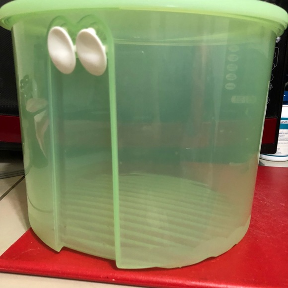 Tupperware Mega That’s A Bowl..:))